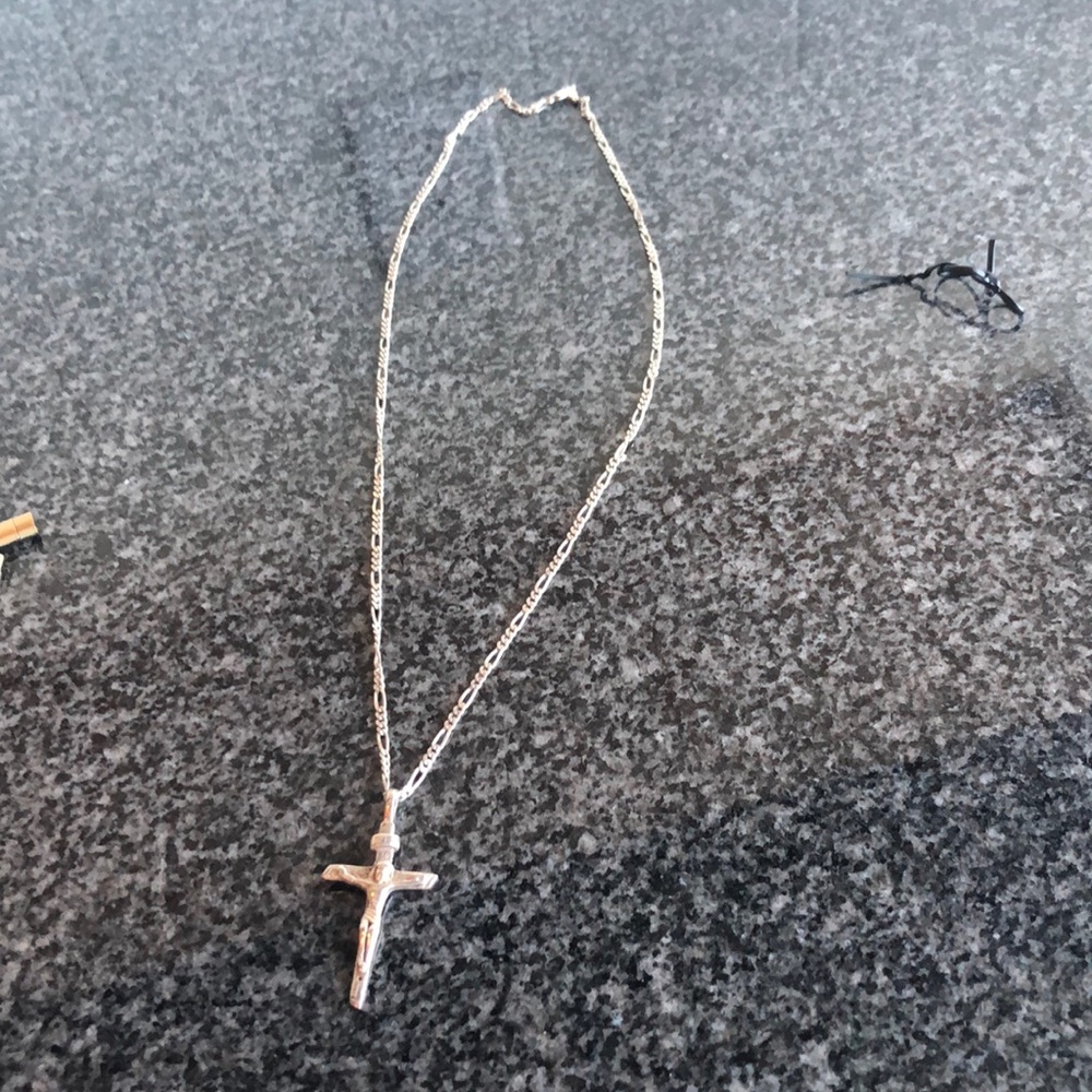 Silver necklace 20 inches